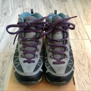 Vasque Women's Monolith Hiking Boot - Size 10